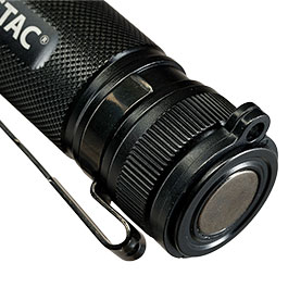 Kleinbild 6 Eagtac LED-Taschenlampe TX3V MKII 3650 Lumen 10 Leuchtmodi inkl. Strobe wiederaufladbar Powerbank-Funktion inkl. Holster Ladekab