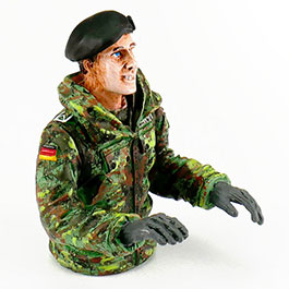 Torro Modellbau Halbfigur Panzerkommandant Leopard 1:16