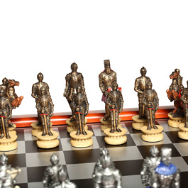 Schachfiguren Mittelalter Ritter gold und silber 32 Stück Bild 6