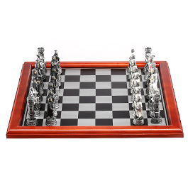 Schachfiguren Kreuzritter weiß/schwarz 32 Stück inkl. Schmuckkarton Bild 4
