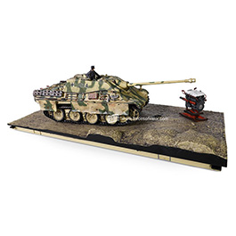 Forces of Valor Jagdpanther frhe Version 1:32 Standmodell