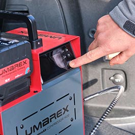 Kleinbild 10 Umarex PAC 1400 PerformanceAir Kompressor f�r Pressluftwaffen / Paintball / HPA Airsoft rot inkl. 2x Akku und Ladeger�t