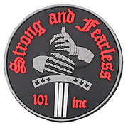 3D Rubber Patch mit Klettflche Strong and Fearless schwarz/rot