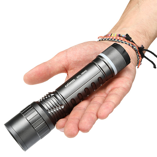 Drr Zoom LED Taschenlampe SCL-18042 inkl. Ladestation anthrazit Bild 3