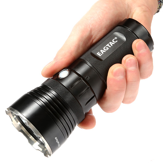 EAGTAC LED-Taschenlampe MX30L3 Kit 3300 Lumen schwarz inkl. Diffusorkappe, Lanyard und Nylonholster Bild 11