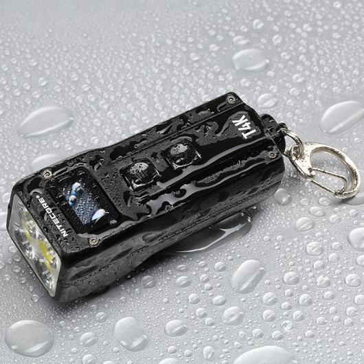 Nitecore Schlüssellampe T4K 4000 Lumen schwarz inkl. Gürtelclip Bild 2