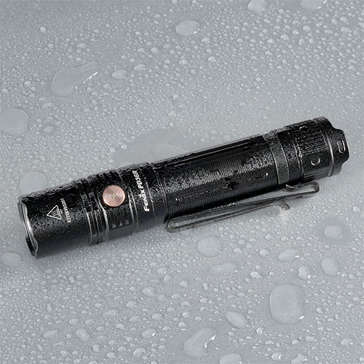 Fenix LED Taschenlampe PD36R 1600 Lumen Bild 2