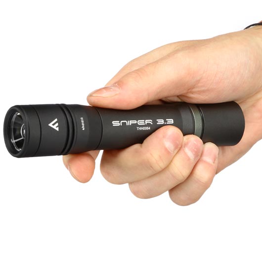 Mactronic LED Taschenlampe Sniper 3.3 1020 Lumen schwarz mit Powerbankfunktion inkl. Ladekabel und Lanyard Bild 10