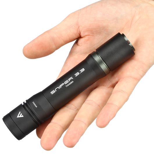 Mactronic LED Taschenlampe Sniper 3.3 1020 Lumen schwarz mit Powerbankfunktion inkl. Ladekabel und Lanyard Bild 3