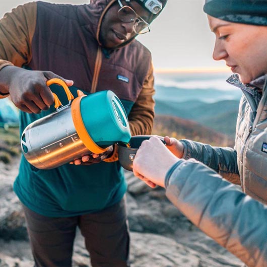 BioLite KettlePot fr CampStove Camping Kocher Edelstahl 1,5 Liter Kochtopf, Wasserkocher und Kaffeekanne in einem Bild 2