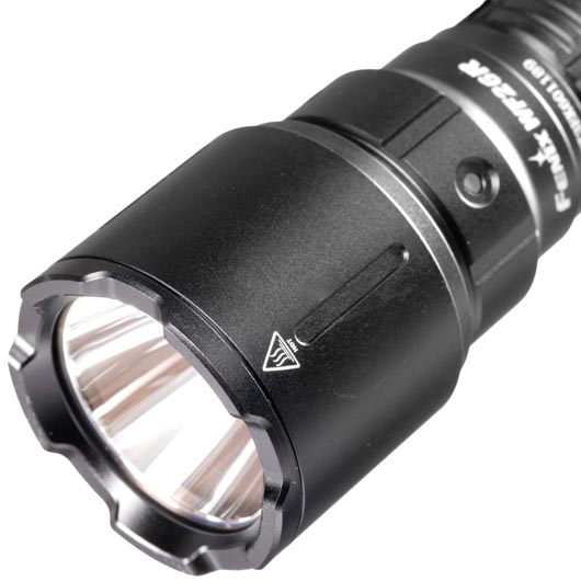 Fenix LED Taschenlampe WF26R 3000 Lumen schwarz inkl. Akku, Ladeschale, USB-Ladekabel, Grtelclip und Handschlaufe Bild 8