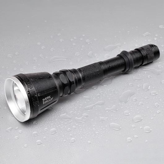 Bailong LED-Taschenlampe XM-L T6 schwarz inkl. Akku, Ladegert, Kabelschalter und 3 Farbfilter Bild 2
