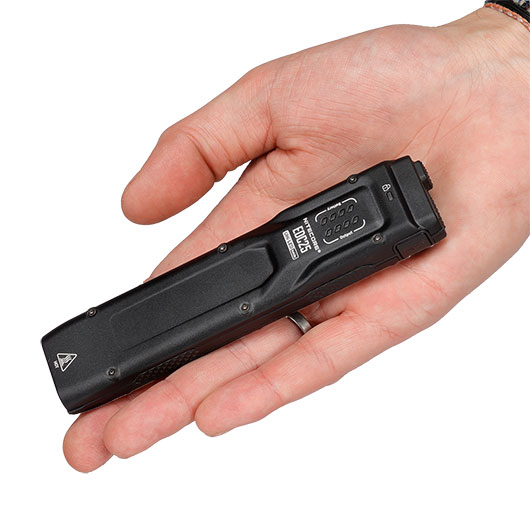 Nitecore EDC25 LED Taschenlampe 3000 Lumen Bild 3