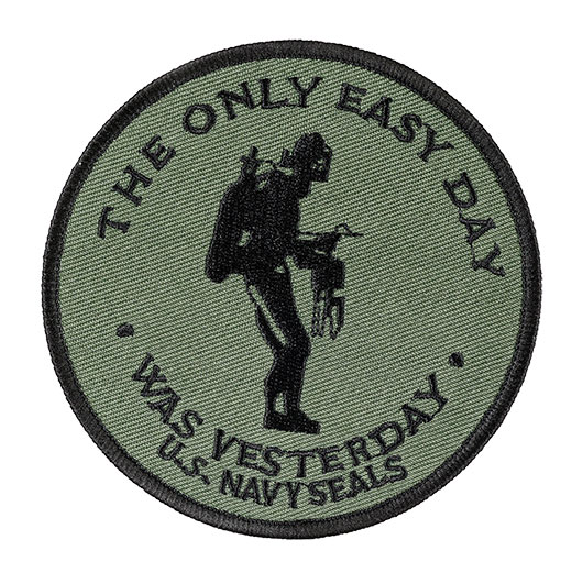 101 INC Aufnher The only Easy Day was Yesterday oliv