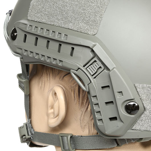 nHelmet Airsoft Helm FAST Standard Railed mit NVG Mount Foliage Green Bild 7