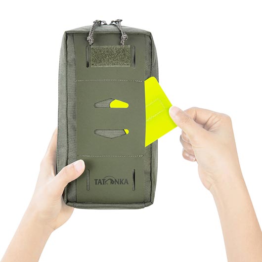 Tatonka Mehrzwecktasche Universal Pouch Molle steingrau oliv 10 x 20 cm inkl. Signalpatch Bild 6