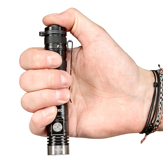 EAGTAC LED-Taschenlampe DX3L MKII 3100 Lumen schwarz inkl. Ladekabel, Li-Ionen-Akku, Lanyard, Grtelclip & Nylonholster Bild 11