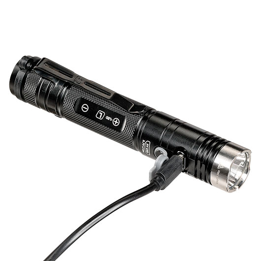 EAGTAC LED-Taschenlampe DX3L MKII 3100 Lumen schwarz inkl. Ladekabel, Li-Ionen-Akku, Lanyard, Grtelclip & Nylonholster Bild 6