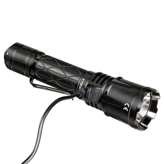 Klarus LED-Taschenlampe XT21X Pro 4400 Lumen schwarz inkl. USB-C Ladekabel, Li-Ionen-Akku, Lanyard, Grtelclip & Nylonholste Bild 6