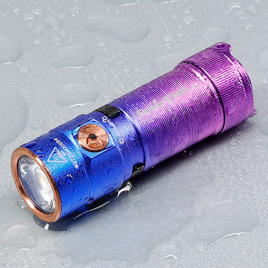 Fenix LED-Taschenlampe E18R V2.0 Nebula Special Edition 6 Leuchtmodi inkl. Strobe 1200 Lumen wiederaufladbar inkl. USB-C Ladekab Bild 1