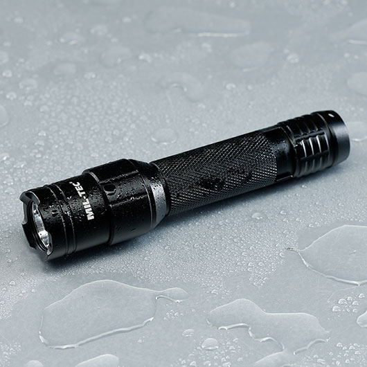 MIL-TEC Stablampe Tactical aufladbar 450 Lumen Bild 10
