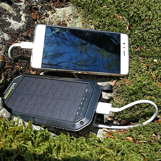 Basic Nature Solar-Powerbank 8 schwarz 8.000 mAh Bild 6