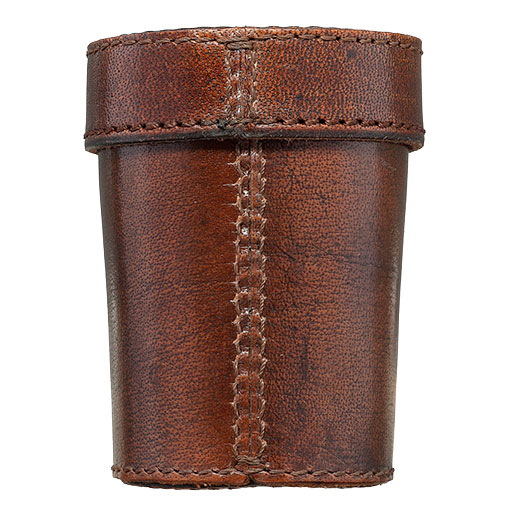 Ulfberth- Wrfelbecher aus Leder mit Deckel mit Vegvisir-Prgung braun. Bild 5