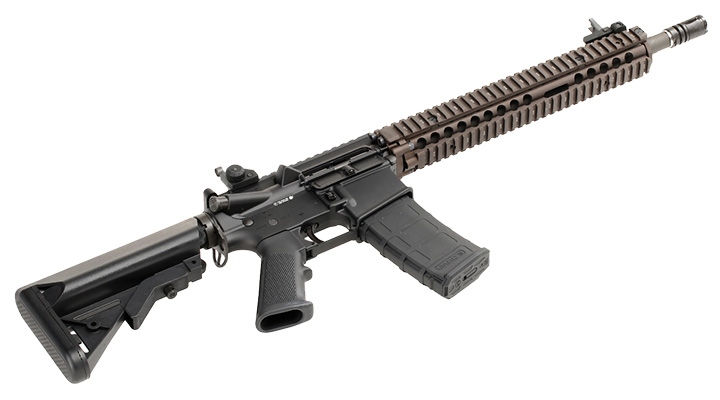 VFC Colt / Daniel Defense M4A1 RIS II Deluxe Vollmetall Gas-Blow-Back 6mm BB Dualtone Bild 4