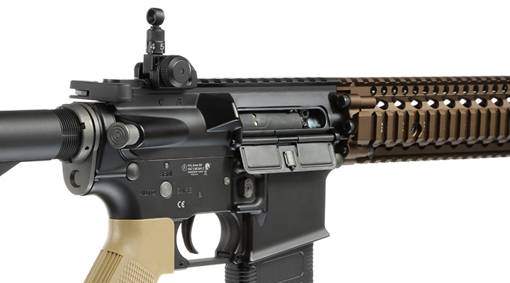 EMG Colt / Daniel Defense M4A1 RIS II Vollmetall S-AEG 6mm BB Dualtone Bild 8