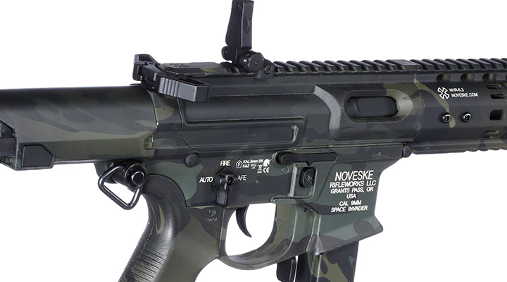 APS / EMG Noveske Space Invader 9mm Gen. 4 eSilver Edge SDU-MosFet 2.0 Vollmetall S-AEG 6mm BB Multicam Black Bild 8