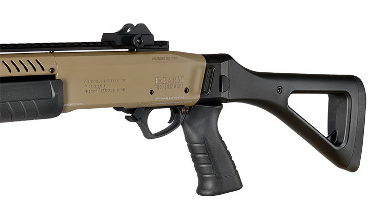 CYMA / BO Manufacture Fabarm STF12 Compact 11 Zoll Vollmetall Pump Action Gas Shotgun 6mm BB Flat Dark Earth Bild 9