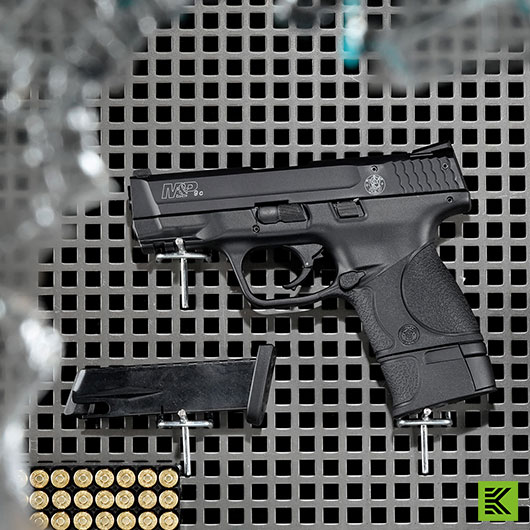 Smith & Wesson M&P 9C Schreckschusspistole Kal. 9mm P.A.K. inkl. 2 Magazinen Bild 1