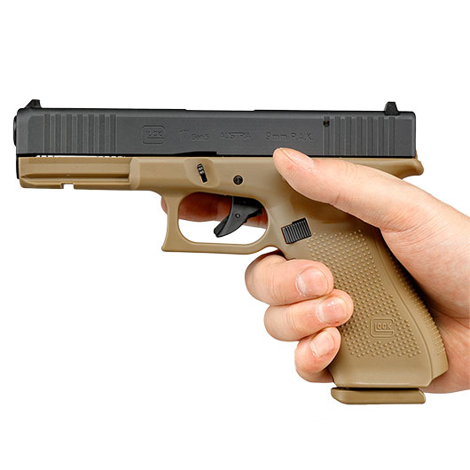 Glock 17 Gen5 Schreckschuss Pistole 9mm P.A.K. coyote French Army Edition inkl. Glock Koffer und Wechsel-Griffrcken Bild 5