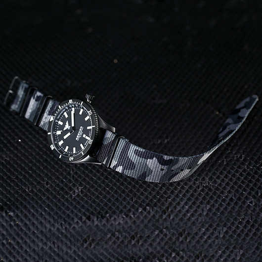 KHS Armbanduhr Seeker Black Steel Natoarmband camouflage schwarz Bild 2