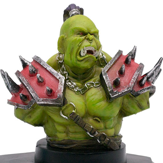Briefffner grner Ork Warlord Games Goblin mit Tischstnder Bild 2