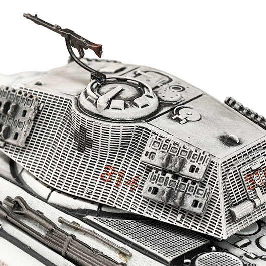 Techno 1:72 Panzer Sd.Kfz. 182 Tiger II Knigstiger Metallmodell Ausfhrung Berlin 1945 Winter Bild 11