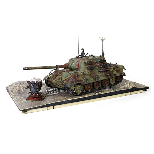 Forces of Valor Jagdtiger Henschel 1:32 Standmodell