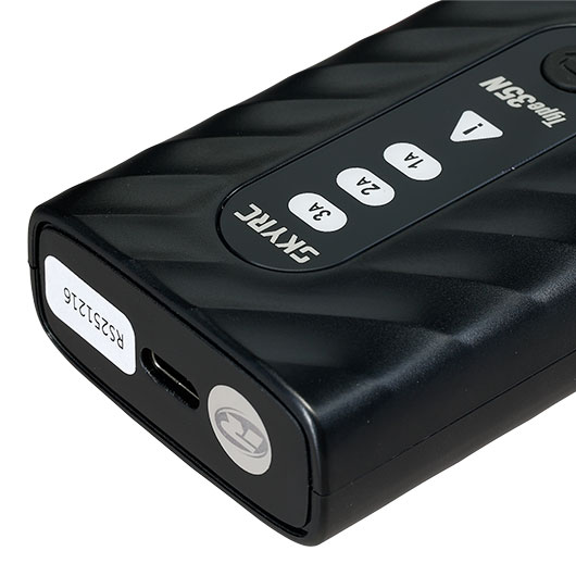 SKYRC Type 35N Ladeger�t f. NiMH 4-8 3A 35W 9-20V / USB-Ladeger�t mit T-Stecker Anschluss Bild 3