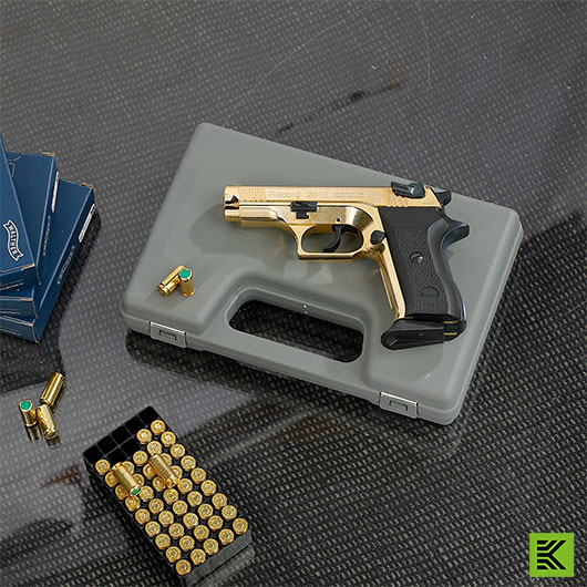 Record 2015 Schreckschuss Pistole Kal. 9mm P.A.K Sonderedition gold Bild 1